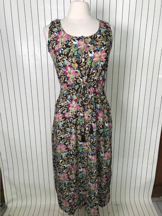 Dresses & Skirts - Floral Sleeveless Midi Dress in Black with Pink & Blue Flowers